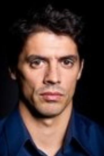 Gonçalo Waddington isEdward