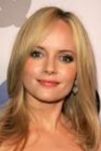 Marley Shelton isDeputy Judy Hicks