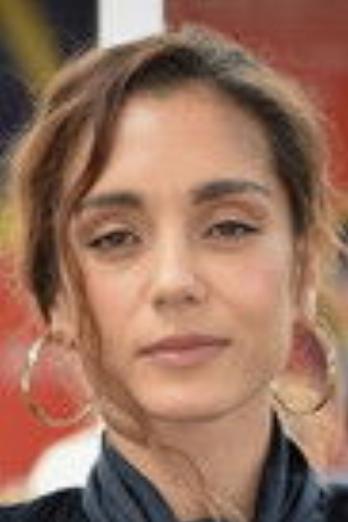 Cristiana Dell'Anna isFrancesca Cabrini