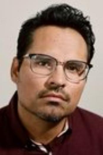Michael Peña isTrini 'Gordo' Garcia