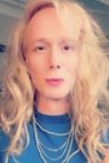 Kit Green isTinker Bell