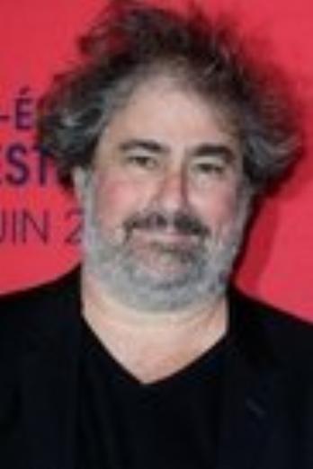 Gustave Kervern isPaul