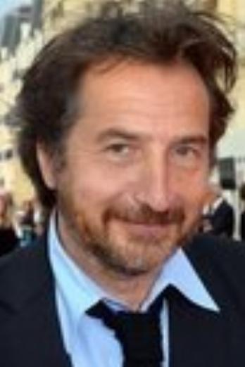 Édouard Baer isAstérix