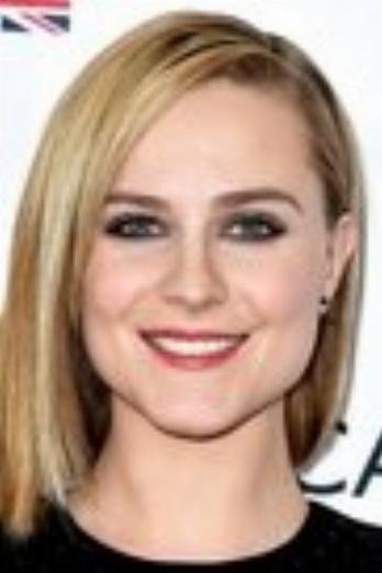 Evan Rachel Wood isIduna (głos)