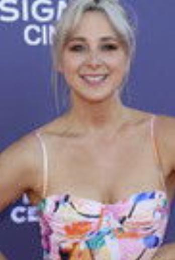 Victoria Fratz Fradkin isNova