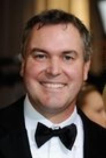 Chris Miller isGeppetto / Magic Mirror (głos)