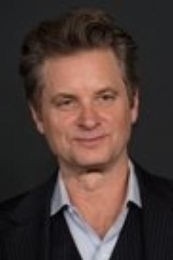 Shea Whigham isDetective Burke