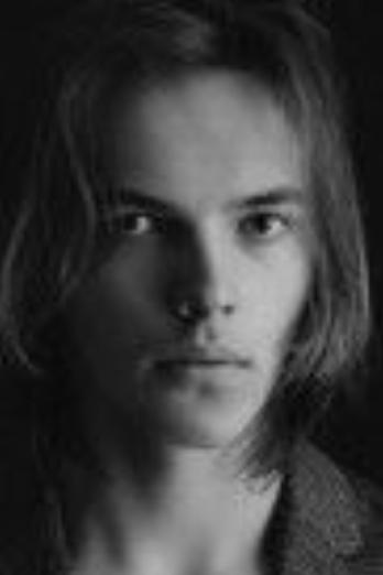 Stanley Simons isMike Von Erich