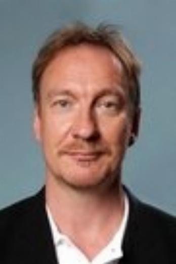 David Thewlis isRemus Lupin