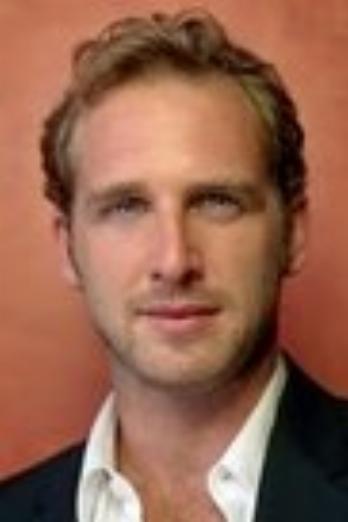 Josh Lucas isGreg