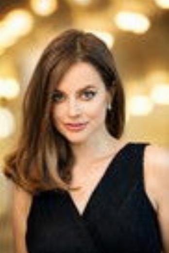 Charlotte Frogner isPauline (głos)