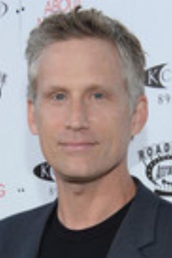 Reed Diamond isRichard