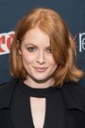 Emily Beecham isKristina Gyllenstierna