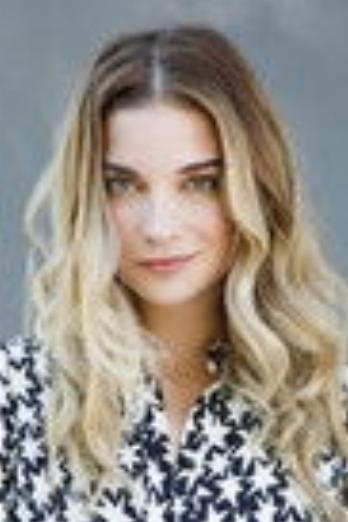 Annie Murphy isChelsea Van Der Zee (głos)