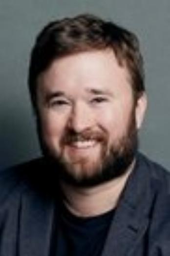 Haley Joel Osment isForrest Junior
