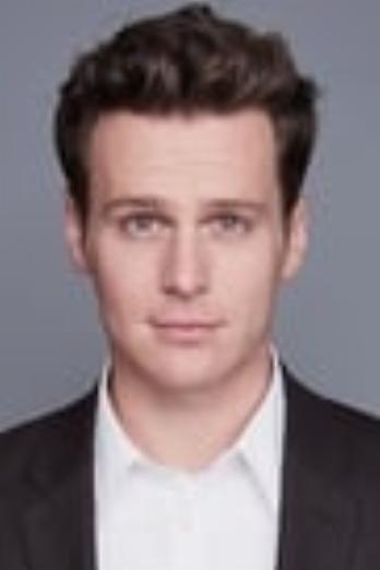 Jonathan Groff isKing George