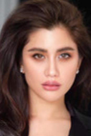 ไปรยา สวนดอกไม้ isAmy