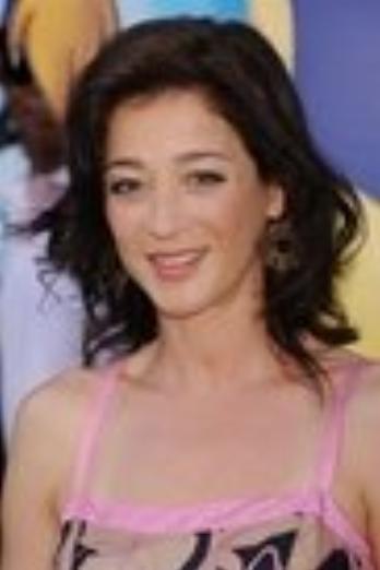Moira Kelly isNala (głos)