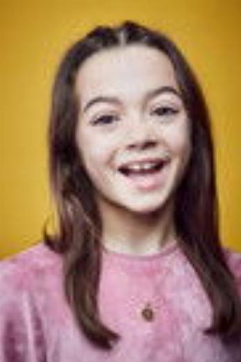 Sofía Otero isLucía