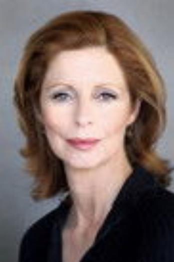 Heather Mitchell isLeona