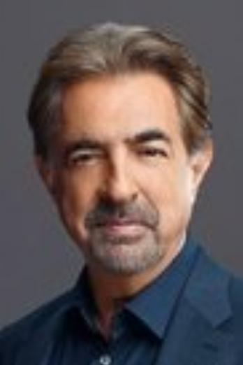 Joe Mantegna isJoey Zasa