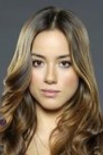 Chloe Bennet isShelby (głos)