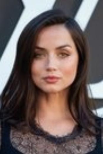 Ana de Armas isMarta Cabrera