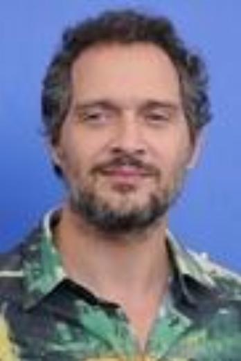 Claudio Santamaria isEros