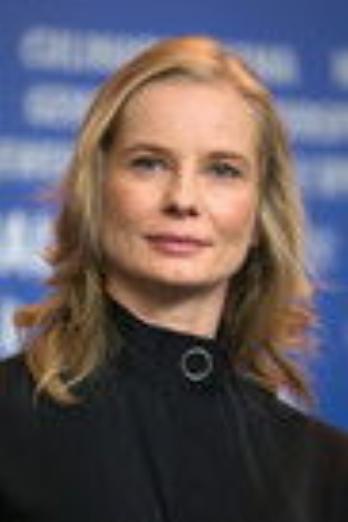 Magdalena Cielecka isKlementyna 'Celniczka'