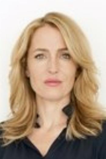 Gillian Anderson isElisabeth Dillinger
