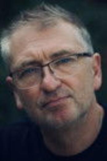 Pete Lee-Wilson isPerfume Paul