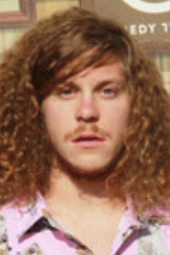 Blake Anderson isCousin RJ