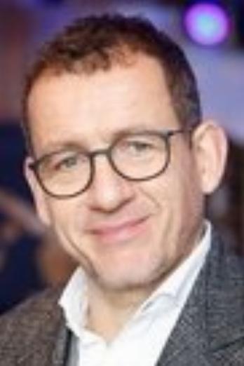 Dany Boon isTêtedepiaf