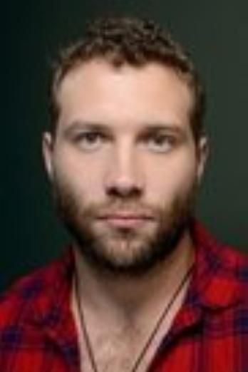 Jai Courtney isGeorge 'Digger' Harkness / Boomerang