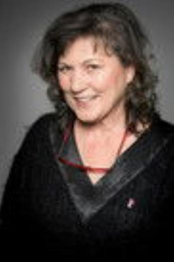 Teresa Madruga isEspia