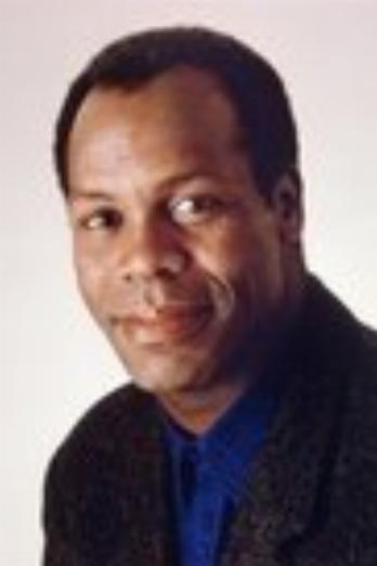 Danny Glover isPresident Thomas Wilson