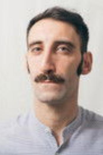 Giuseppe Lo Piccolo isDeacon Enzo