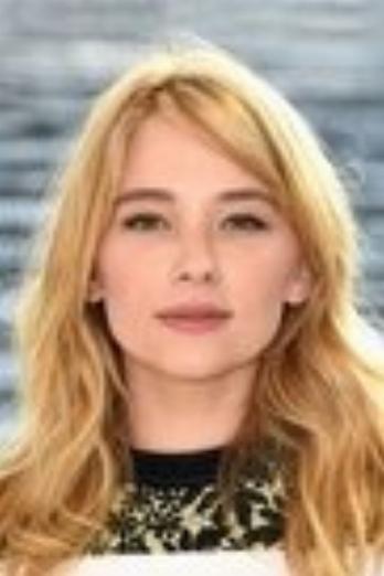 Haley Bennett isJournalist