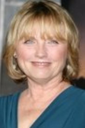 Tess Harper isLoretta Bell