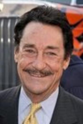 Peter Cullen isOptimus Prime (głos)
