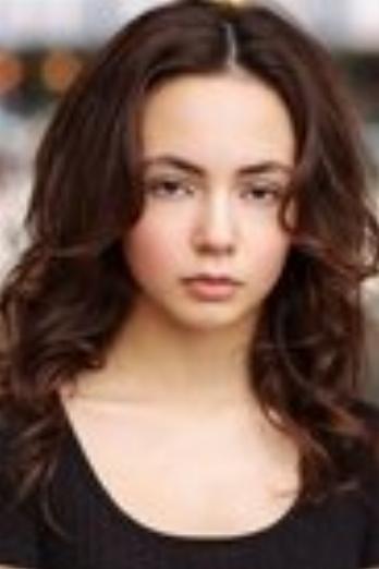 Hala Finley isMinnie (10 yo)