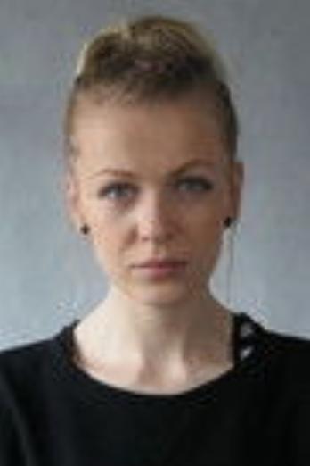 Marta Dobecka isAsia