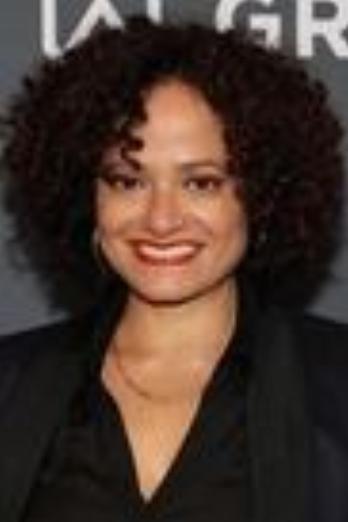 Judy Reyes isVictoria Munoz