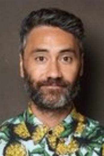 Taika Waititi isKorg / Old Kronan God (głos)