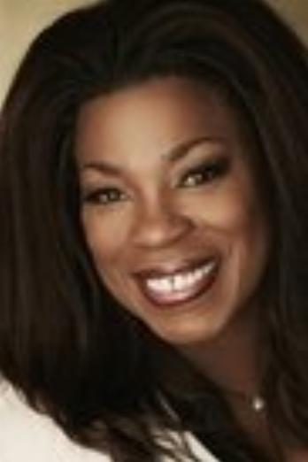 Lorraine Toussaint isQueen Valerin (głos)