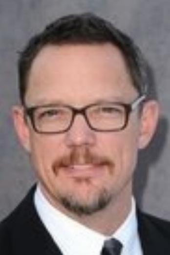 Matthew Lillard isShaggy Rogers (głos)