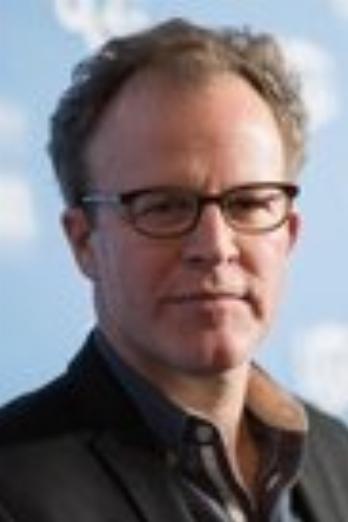 Tom McCarthy isGordon Silberman