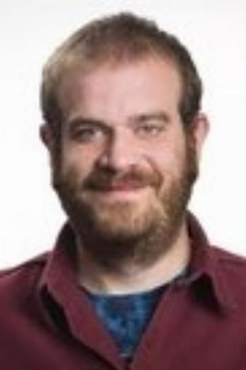 Eric Edelstein isDaddy Shark (głos)