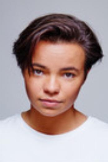 Zoe Terakes isHayley