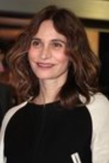 Ana Risueño isProfesora de dibujo